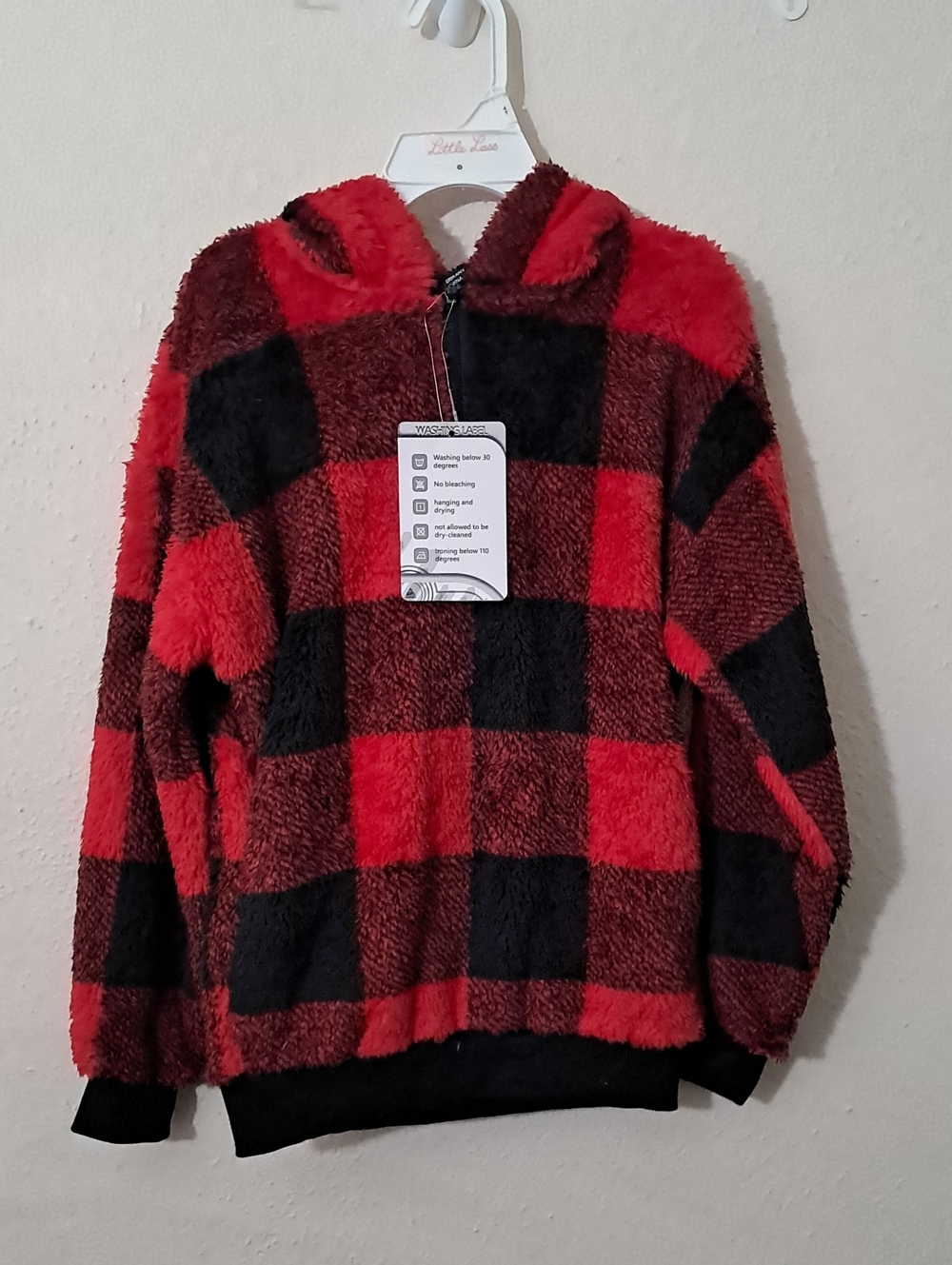 Girls Size 6-7 Red & Black Buffalo Plaid Sherpa Hoodie